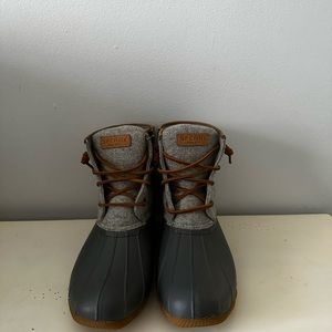 Sperry boots